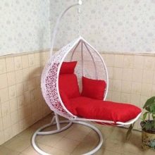 Кресла-качели: какие бывают и как выбрать?