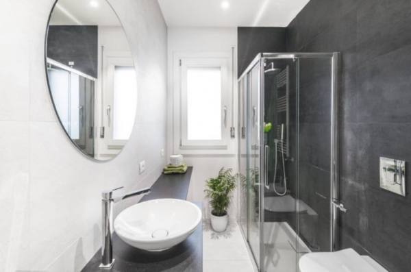 Как создать гармоничный дизайн узкой ванной комнаты? Как создать гармоничный дизайн узкой ванной комнаты?