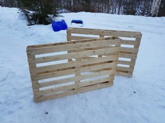 Садовая мебель из дерева: плюсы и минусы