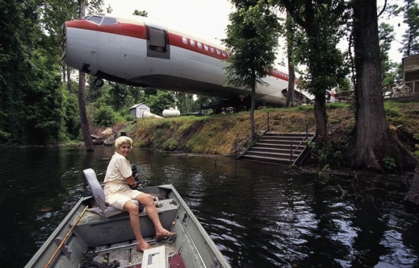 &laquo;Маленький Трамп&raquo;, или Как косметолог создала дом-мечту из списанного Boeing 727