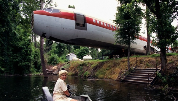 &laquo;Маленький Трамп&raquo;, или Как косметолог создала дом-мечту из списанного Boeing 727
