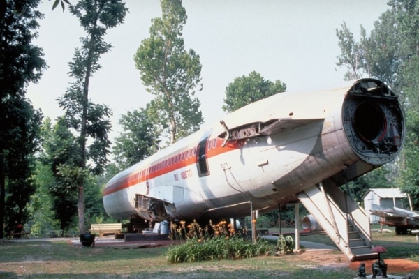 &laquo;Маленький Трамп&raquo;, или Как косметолог создала дом-мечту из списанного Boeing 727