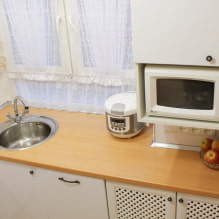 Куда поставить микроволновку на кухне? Куда поставить микроволновку на кухне?