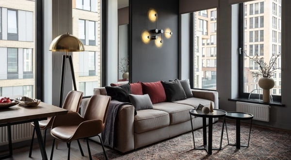 Бежевый диван в интерьере: как выбрать и обыграть