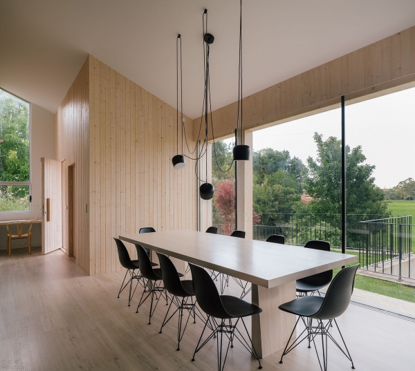 Современная вилла, основанная на типологии традиционного кантабрийского дома