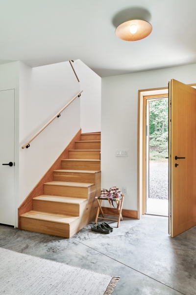 Дизайнерский пассивный дом с элементами стиля Mid-century Modern Дизайнерский пассивный дом с элементами стиля Mid-century Modern